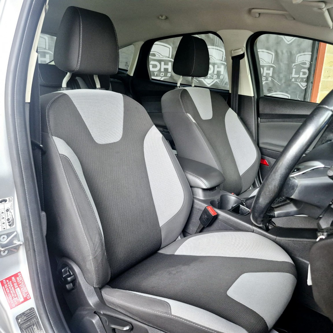 Used Ford Focus 2014 for sale - 76884898: Photo 10