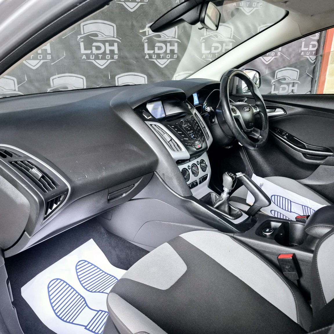 Used Ford Focus 2014 for sale - 76884898: Photo 11