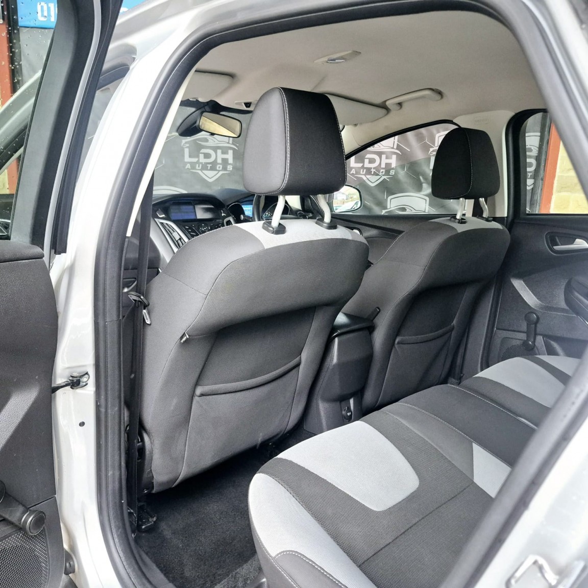 Used Ford Focus 2014 for sale - 76884898: Photo 15