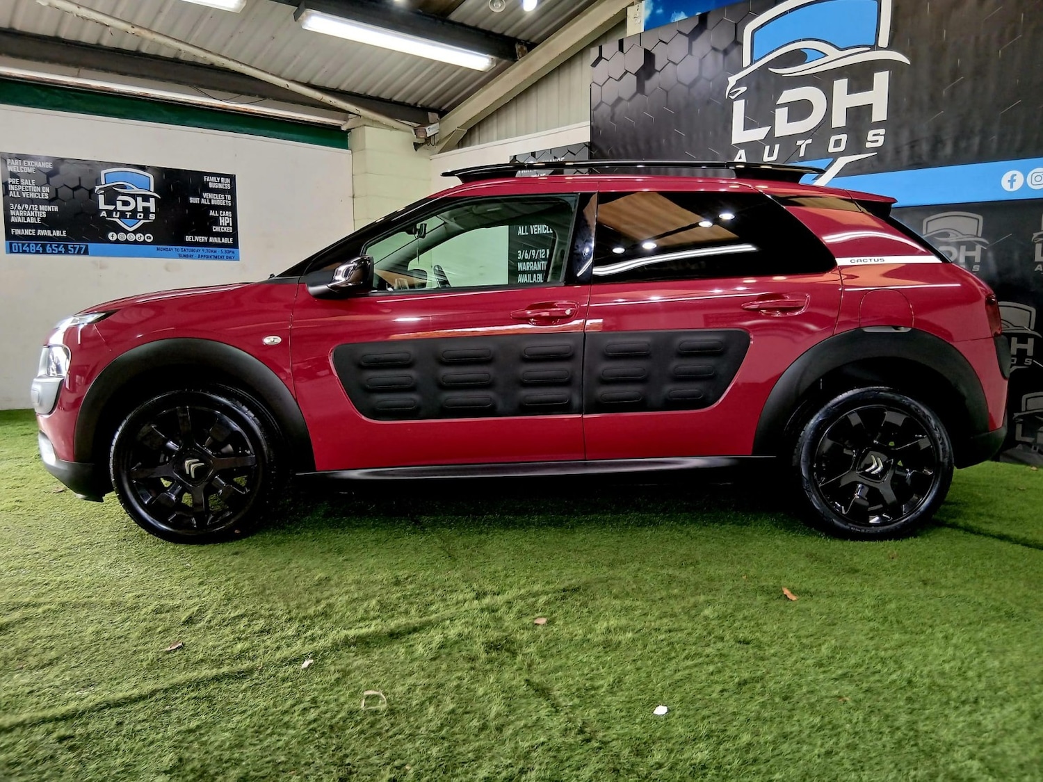 Used Citroen C4 Cactus 2016 for sale - 77774766: Photo 2