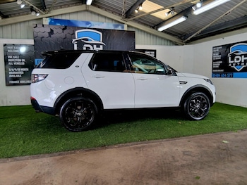 Used Land Rover Discovery Sport 2017 for sale - 78659804: Photo