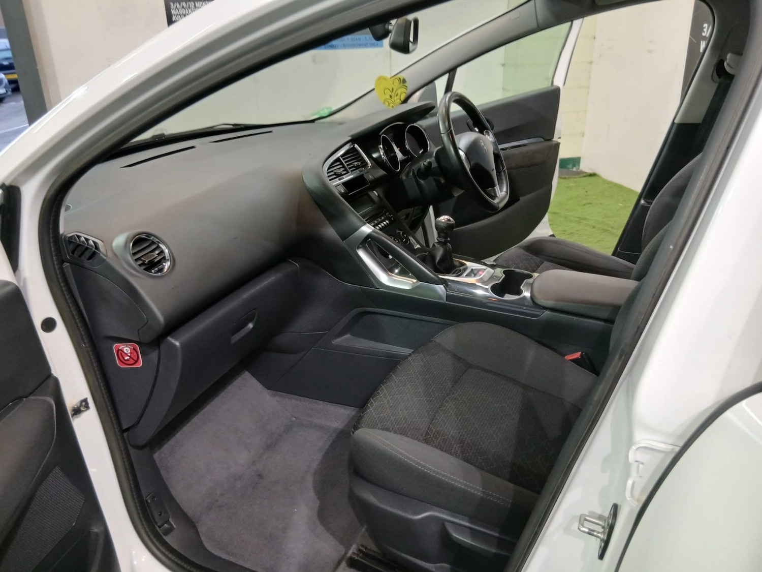 Used Peugeot 3008 2014 for sale - 77555113: Photo 7