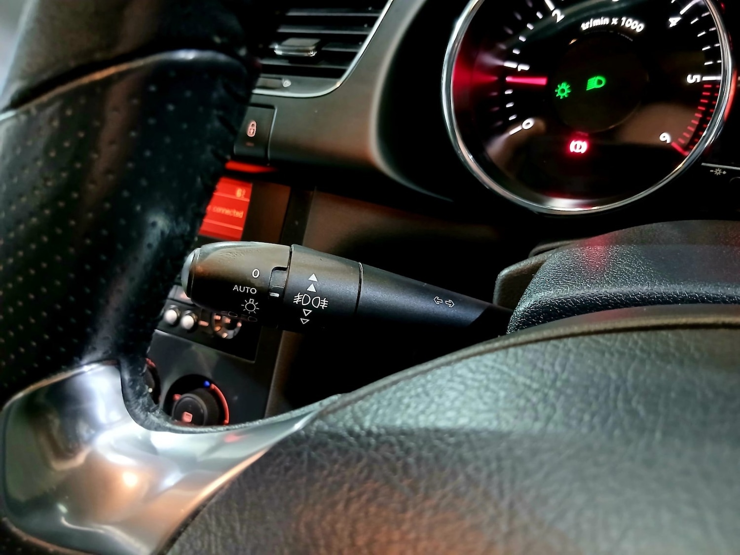 Used Peugeot 3008 2014 for sale - 77555113: Photo 9