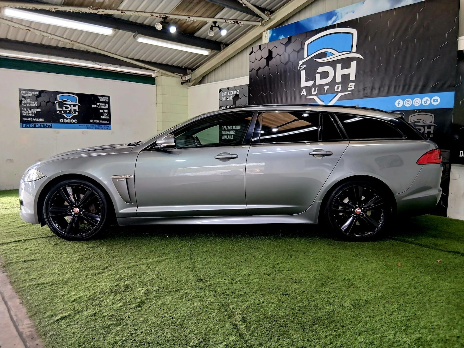 Used Jaguar XF 2014 for sale - 78190634: Photo 8