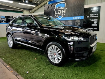 Used Jaguar F-Pace 2016 for sale - 79456840: Photo