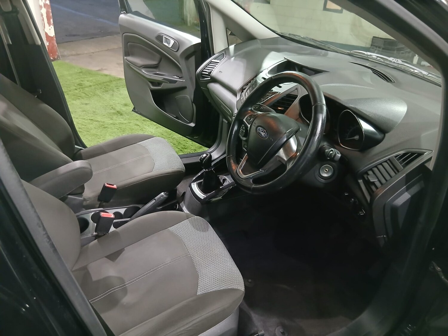 Used Ford Ecosport 2015 for sale - 77973772: Photo 10