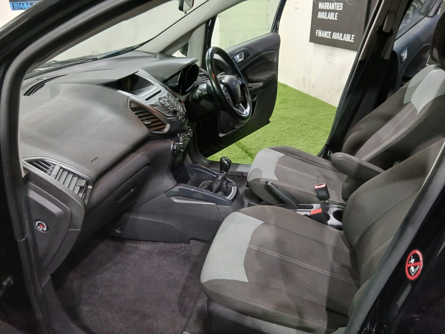 Used Ford Ecosport 2015 for sale - 77973772: Photo 12