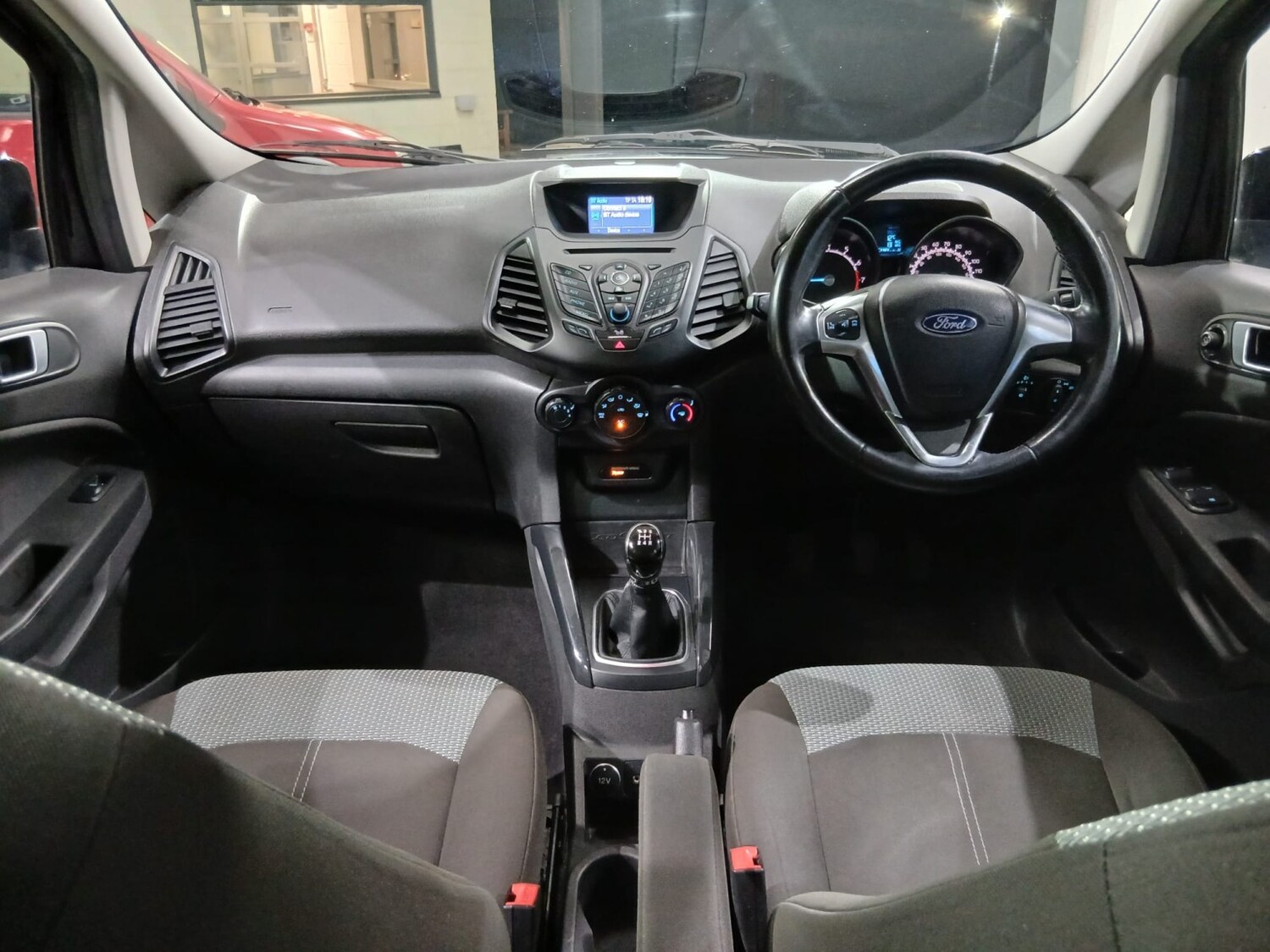 Used Ford Ecosport 2015 for sale - 77973772: Photo 13