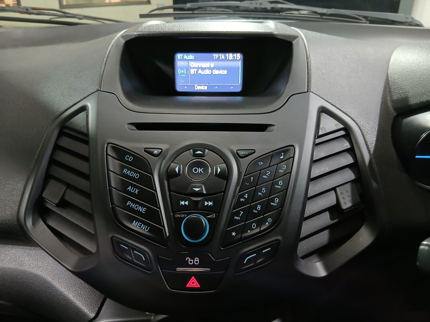 Used Ford Ecosport 2015 for sale - 77973772: Photo 17