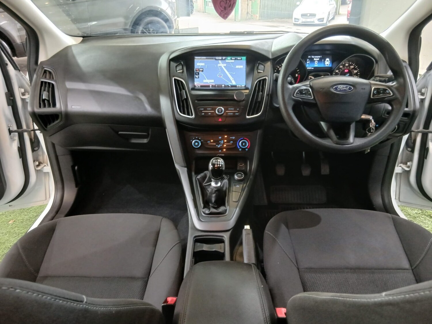 Used Ford Focus 2015 for sale - 78105950: Photo 10