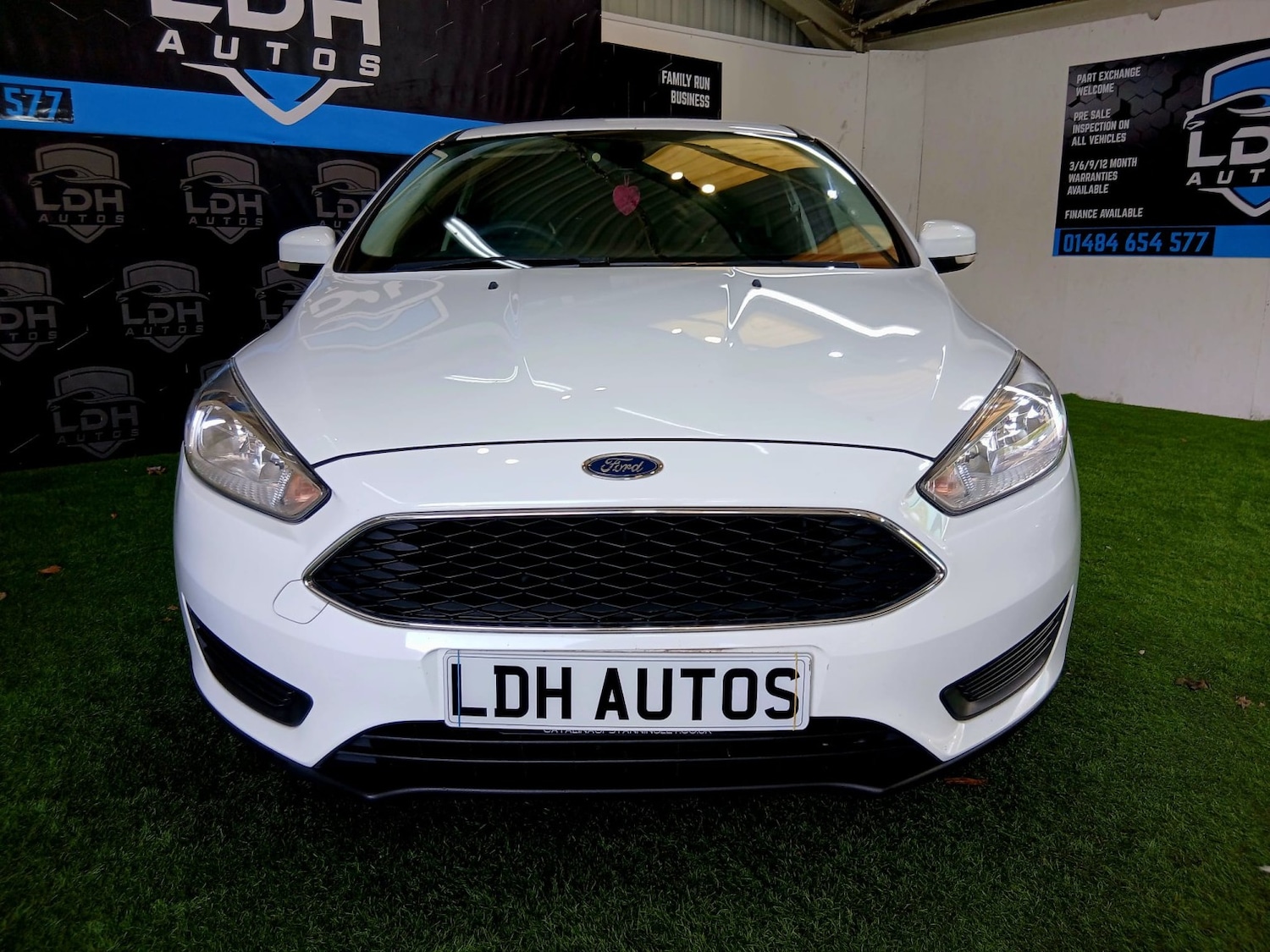 Used Ford Focus 2015 for sale - 78105950: Photo 2