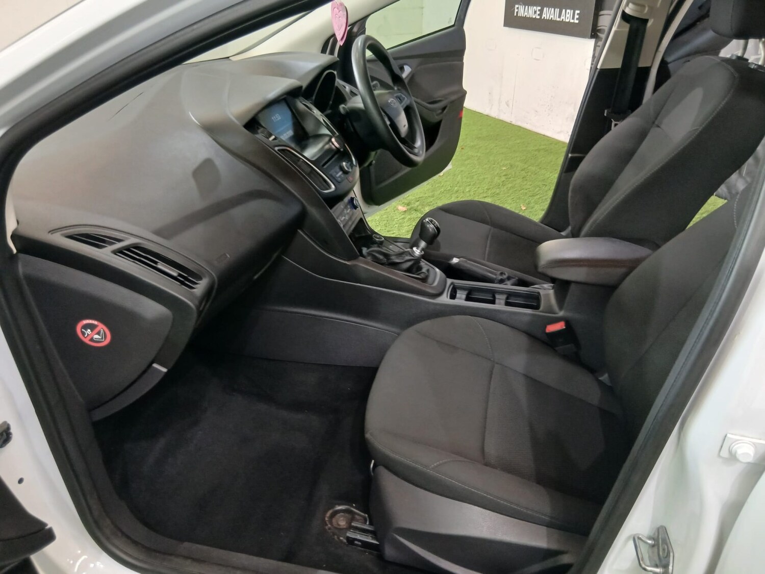 Used Ford Focus 2015 for sale - 78105950: Photo 7