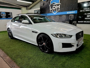 Used Jaguar XE 2016 for sale - 78938204: Photo