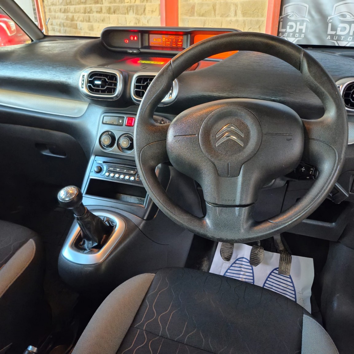 Used Citroen C3 Picasso 2013 for sale - 76455413: Photo 9