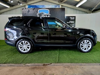 Used Land Rover Discovery 2017 for sale - 78604880: Photo