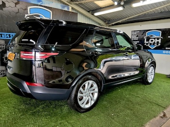 Used Land Rover Discovery 2017 for sale - 78604880: Photo