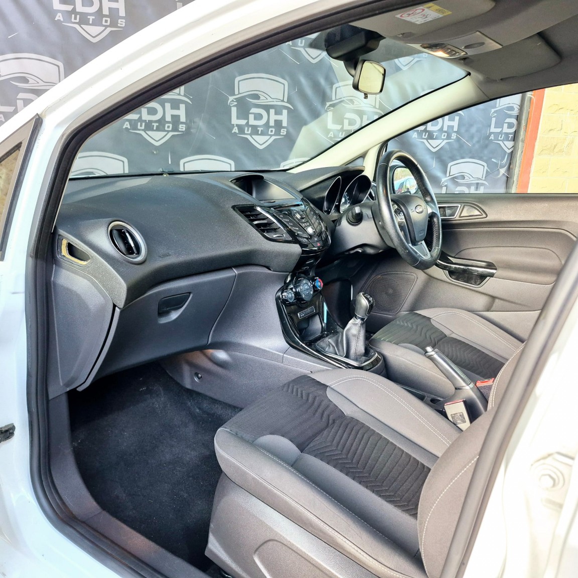 Used Ford Fiesta 2014 for sale - 77001521: Photo 10