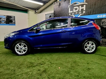 Used Ford Fiesta 2016 for sale - 77357401: Photo
