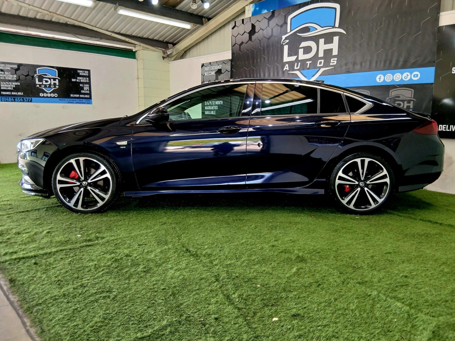 Used Vauxhall Insignia 2018 for sale - 78038895: Photo 8