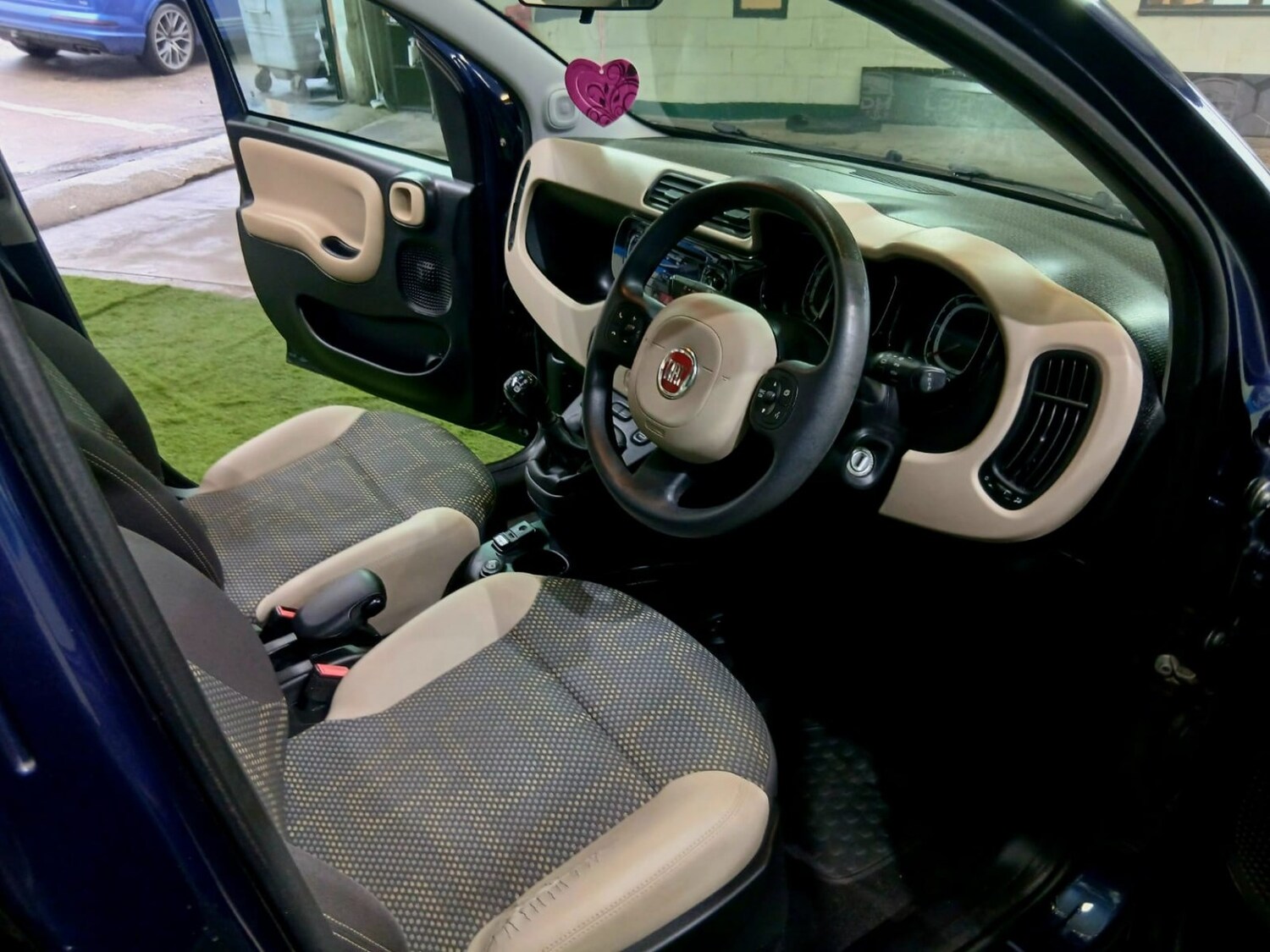 Used Fiat Panda 2014 for sale - 77453359: Photo 11