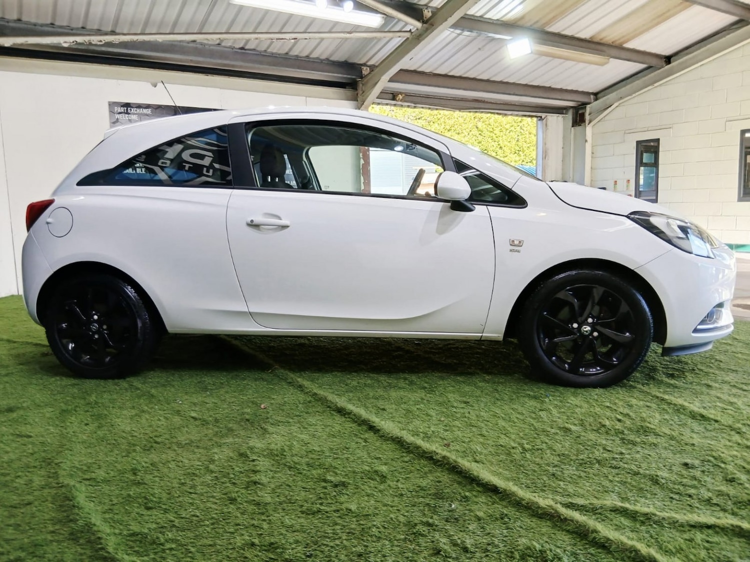 Used Vauxhall Corsa 2015 for sale - 77363615: Photo 6