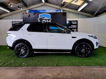 Used Land Rover Discovery Sport 2017 for sale - 78744998: Photo