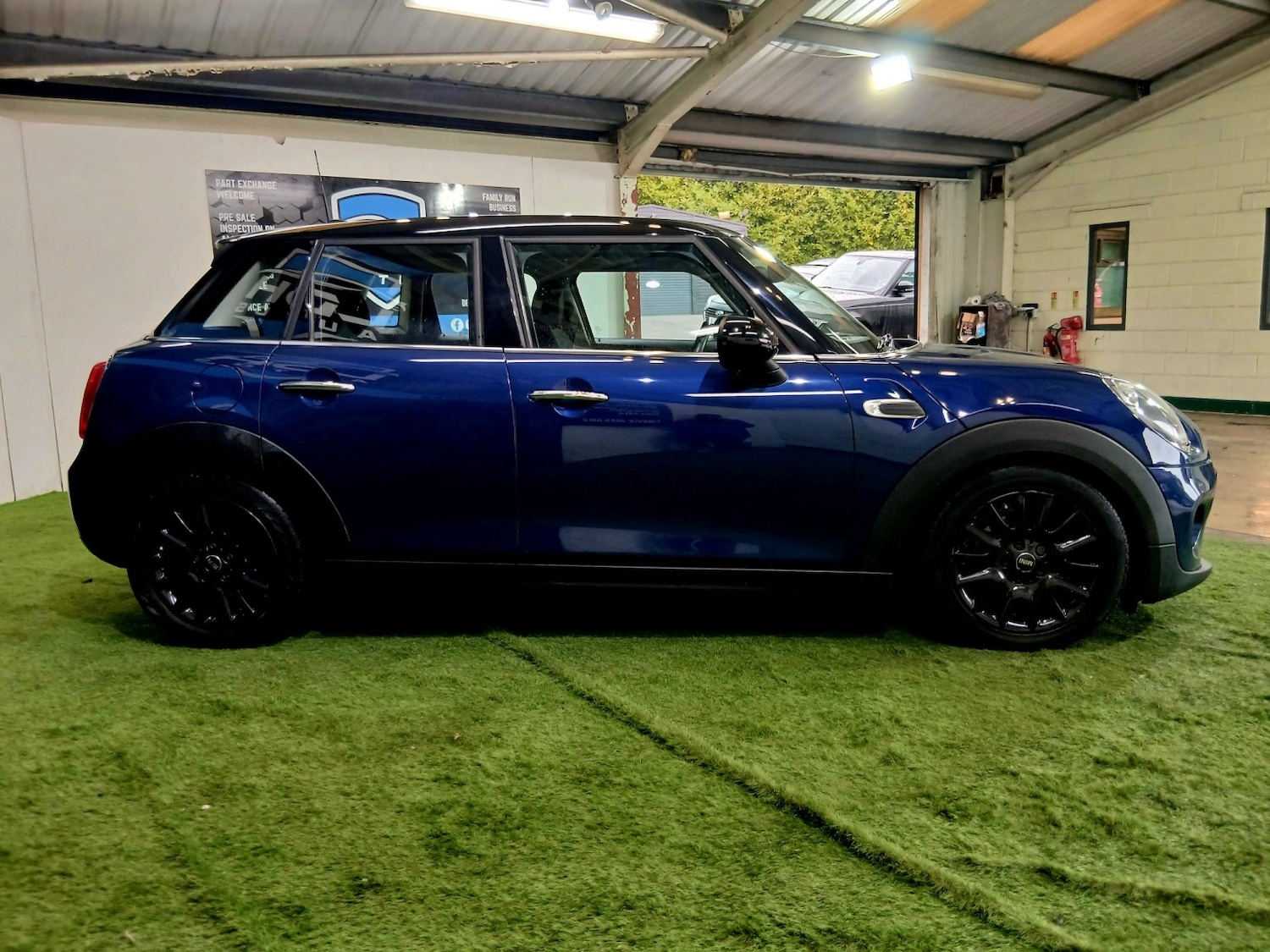 Used MINI Hatch 2015 for sale - 77622513: Photo 4