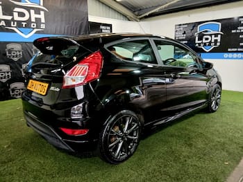 Used Ford Fiesta 2017 for sale - 79811648: Photo