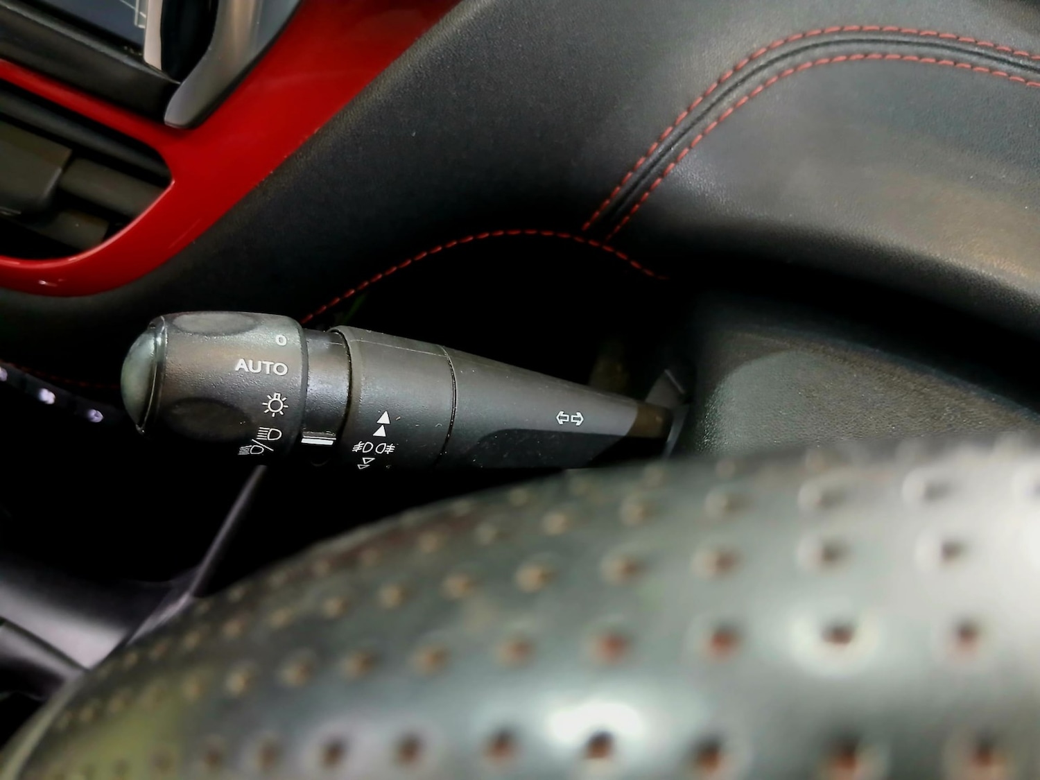 Used Peugeot 208 2014 for sale - 77844916: Photo 21