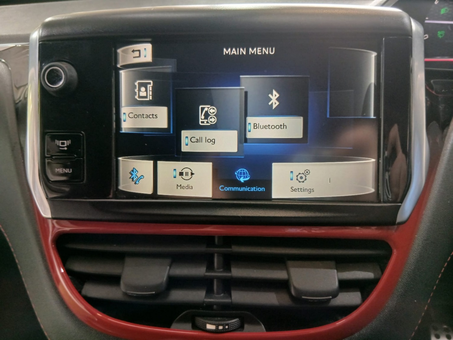 Used Peugeot 208 2014 for sale - 77844916: Photo 24