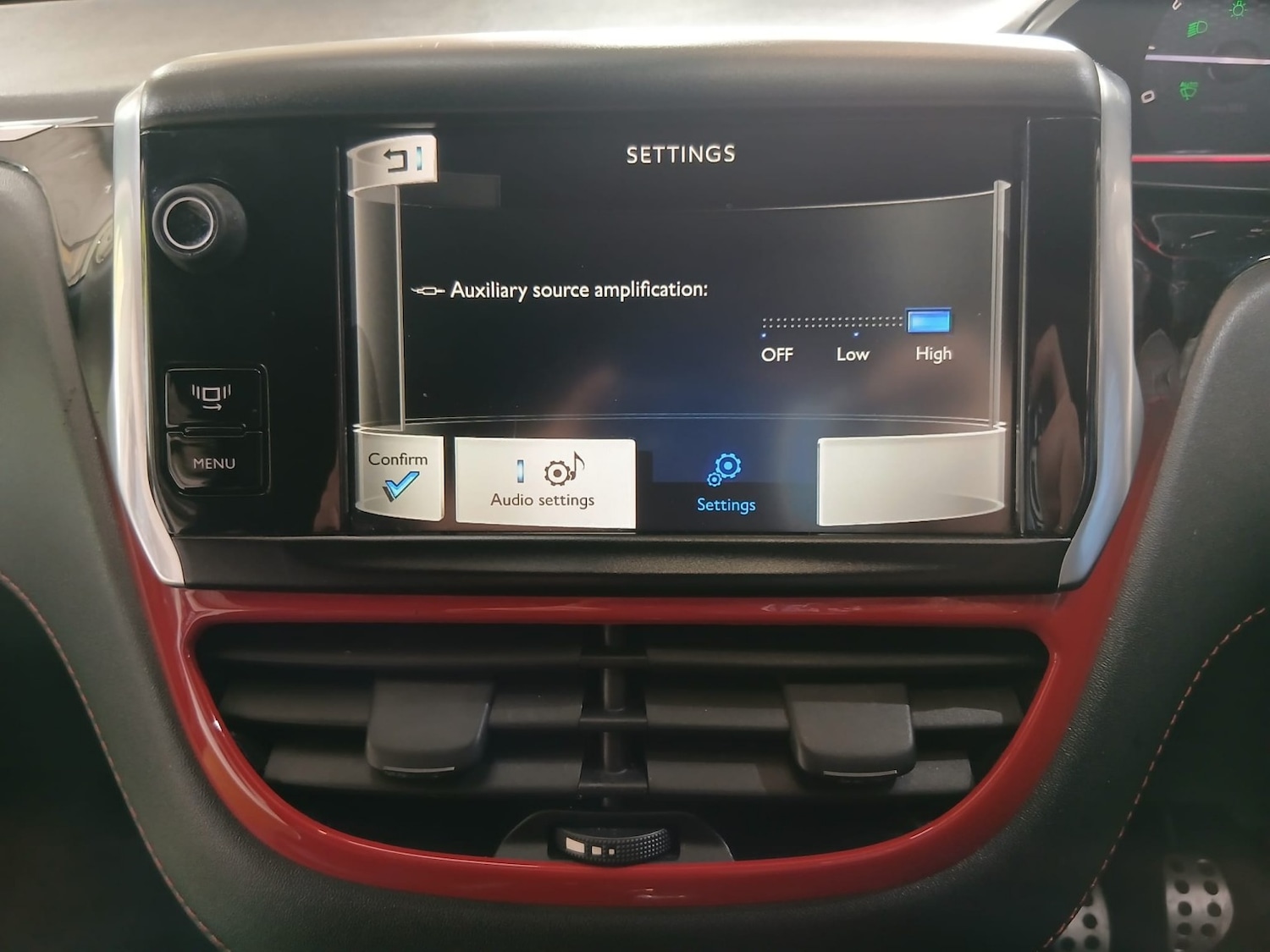 Used Peugeot 208 2014 for sale - 77844916: Photo 27