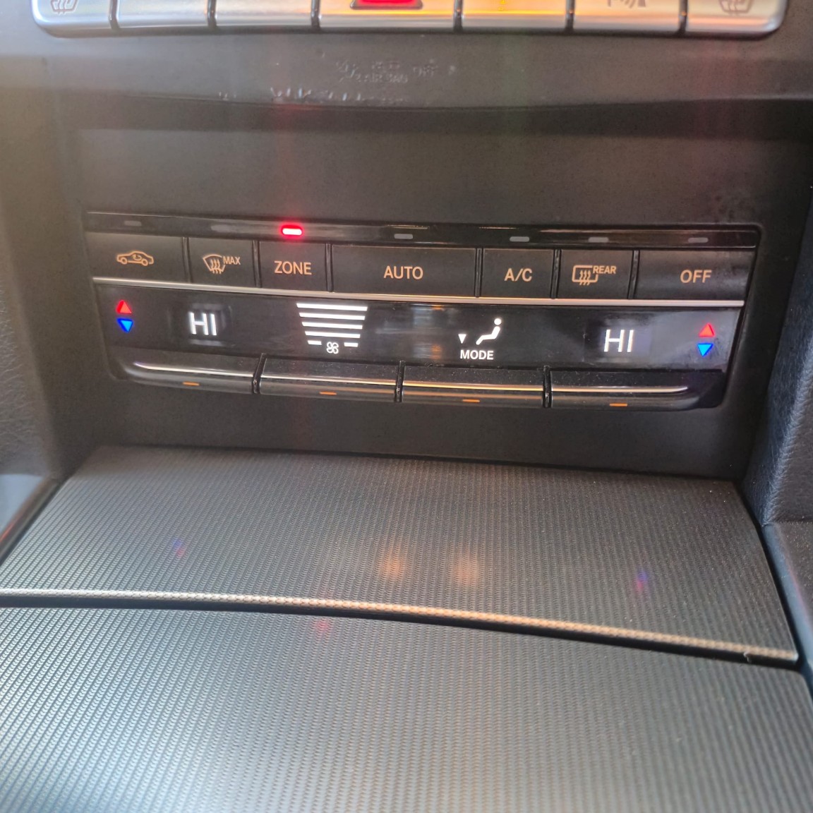 Used Mercedes-Benz E Class 2014 for sale - 76455531: Photo 14