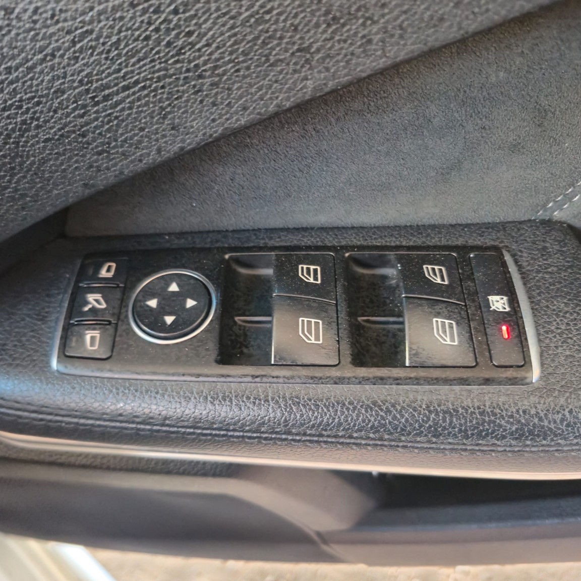 Used Mercedes-Benz E Class 2014 for sale - 76455531: Photo 15