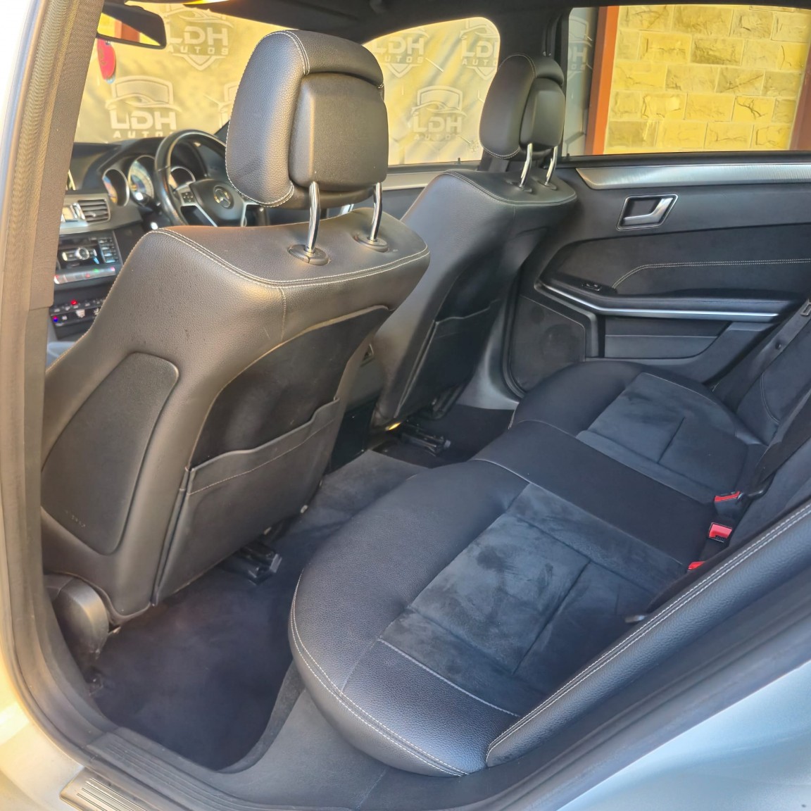 Used Mercedes-Benz E Class 2014 for sale - 76455531: Photo 17