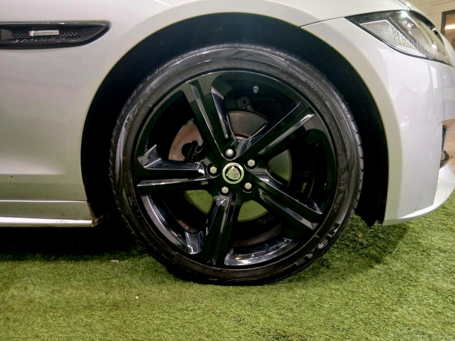 Used Jaguar XF 2016 for sale - 77528311: Photo 10