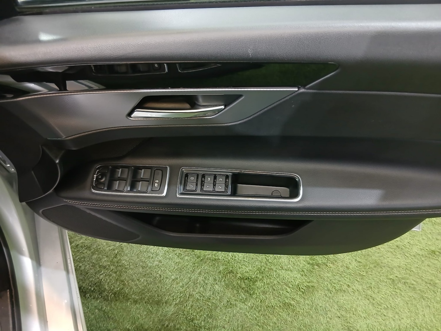 Used Jaguar XF 2016 for sale - 77528311: Photo 14