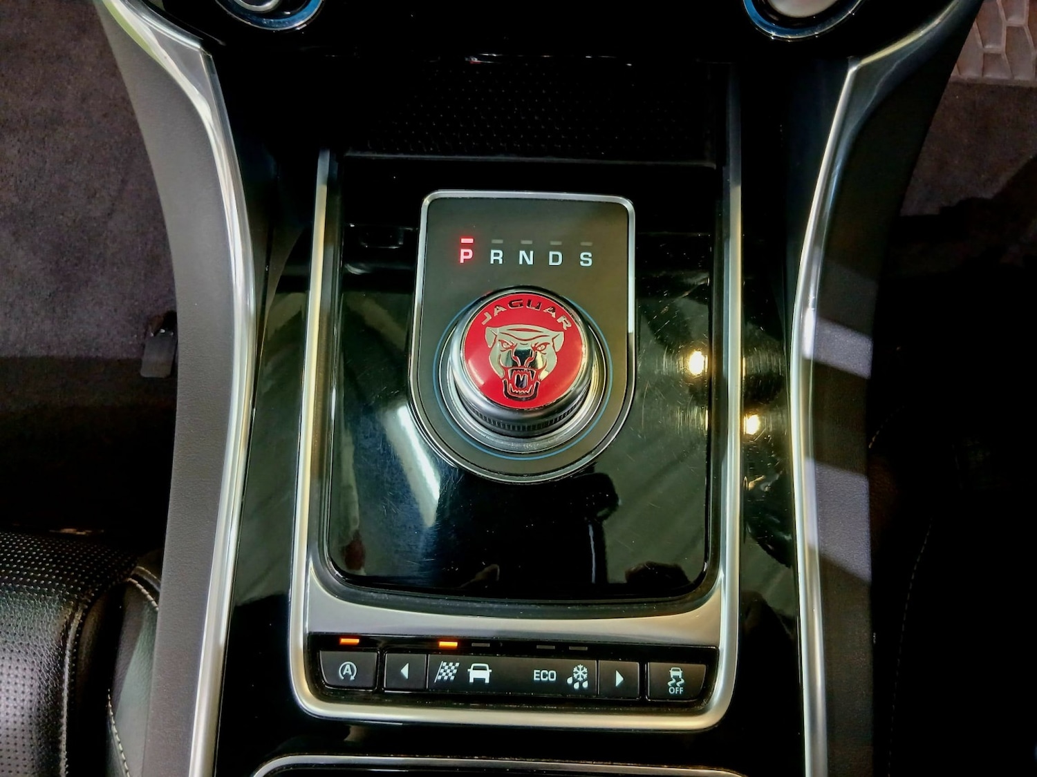 Used Jaguar XF 2016 for sale - 77528311: Photo 30