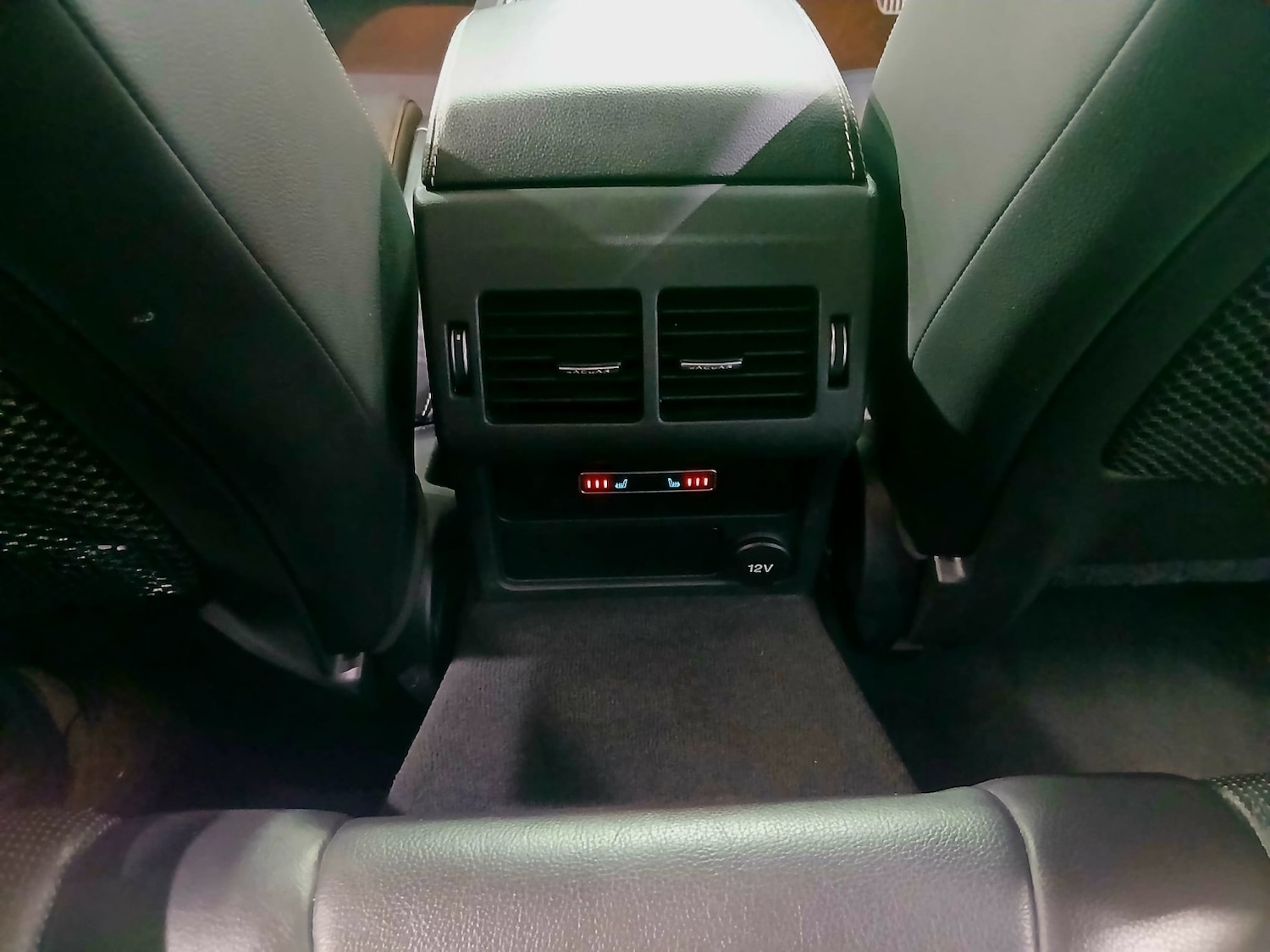 Used Jaguar XF 2016 for sale - 77528311: Photo 31