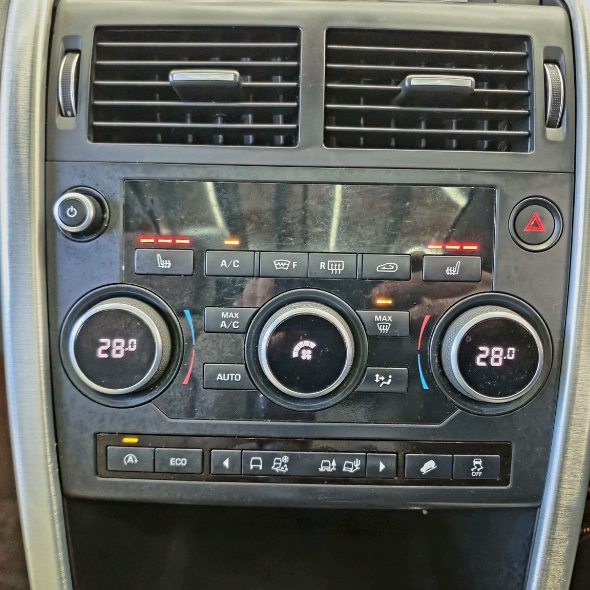 Used Land Rover Discovery Sport 2015 for sale - 77099898: Photo 13