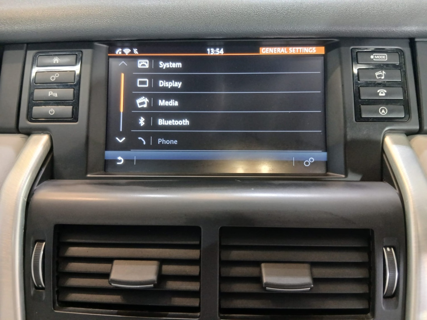 Used Land Rover Discovery Sport 2015 for sale - 77099898: Photo 18