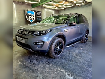 Used Land Rover Discovery Sport 2015 for sale - 77099898: Photo