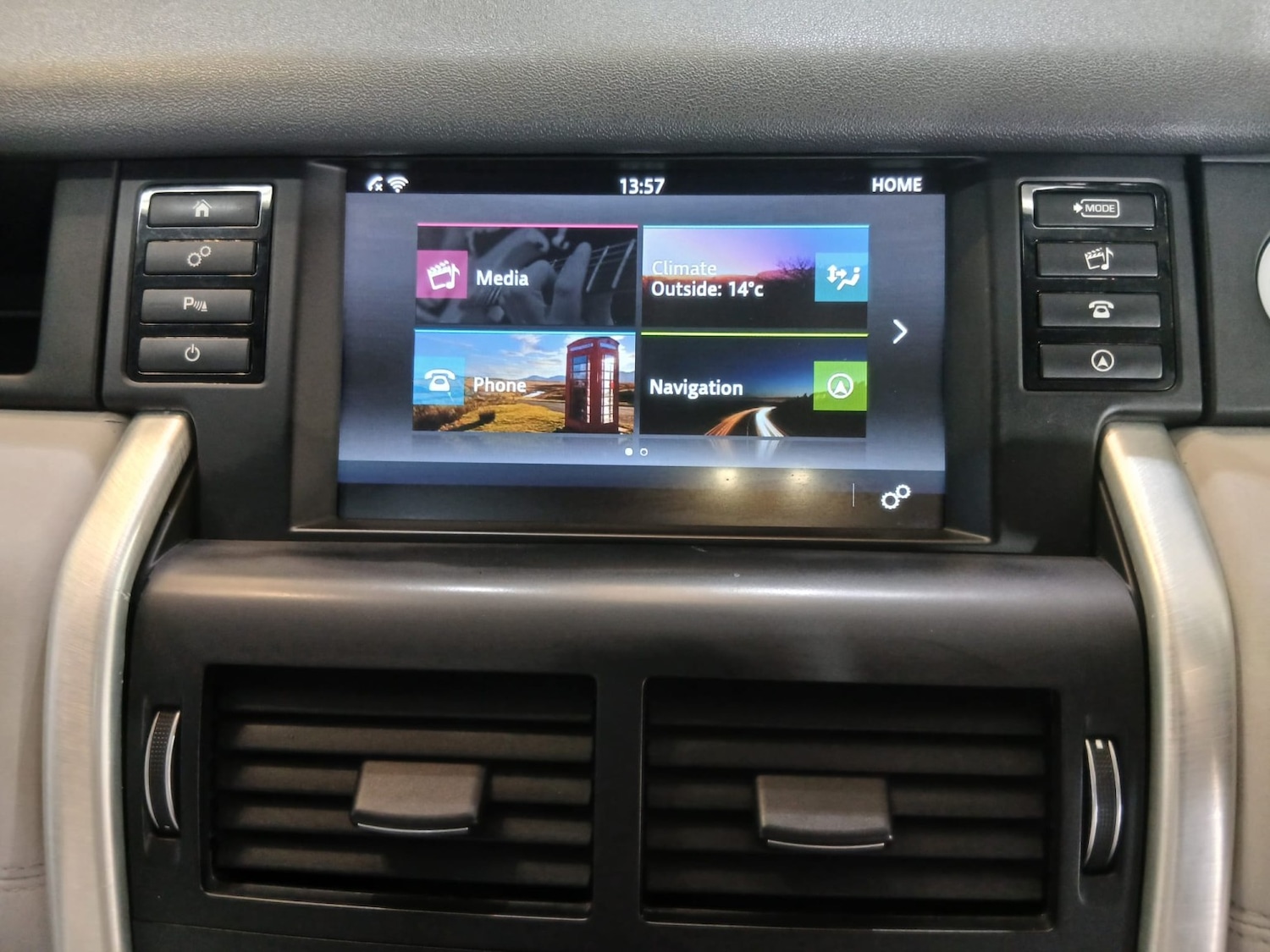 Used Land Rover Discovery Sport 2015 for sale - 77099898: Photo 21