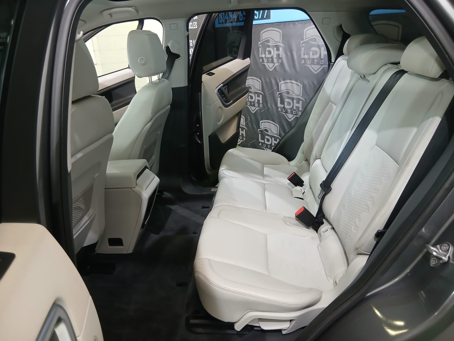 Used Land Rover Discovery Sport 2015 for sale - 77099898: Photo 22