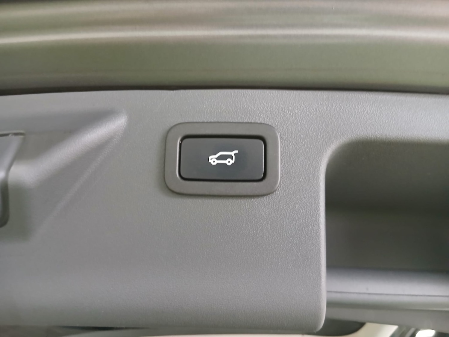 Used Land Rover Discovery Sport 2015 for sale - 77099898: Photo 30