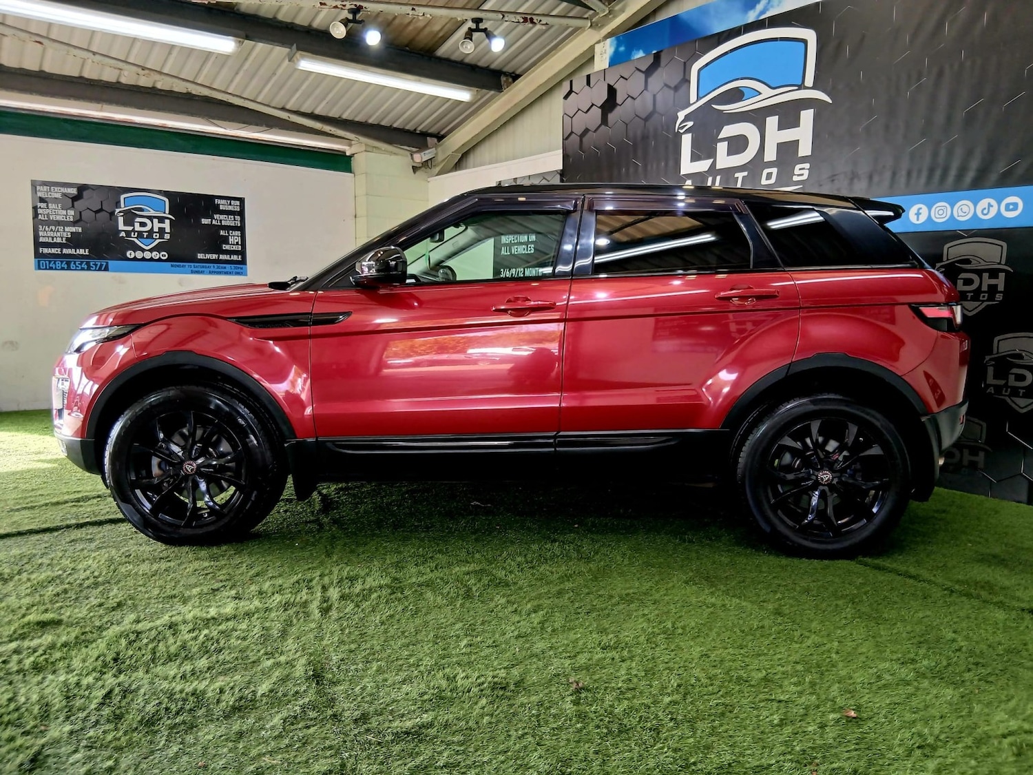 Used Land Rover Range Rover Evoque 2016 for sale - 78145845: Photo 2