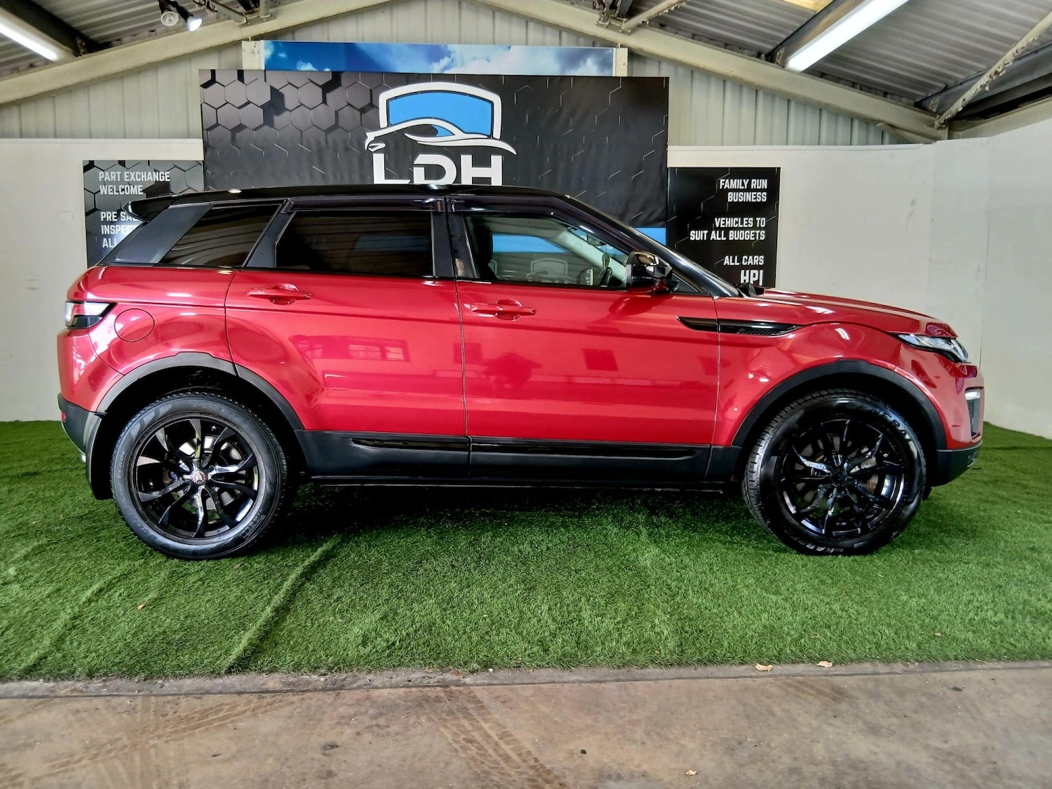 Used Land Rover Range Rover Evoque 2016 for sale - 78145845: Photo 6