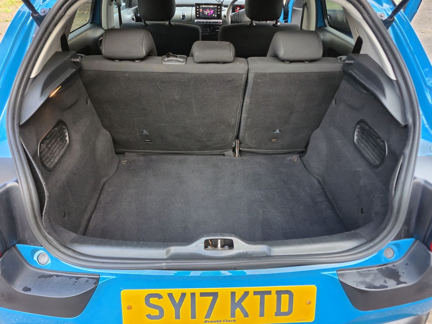 Used Citroen C4 Cactus 2017 for sale - 76455509: Photo 14