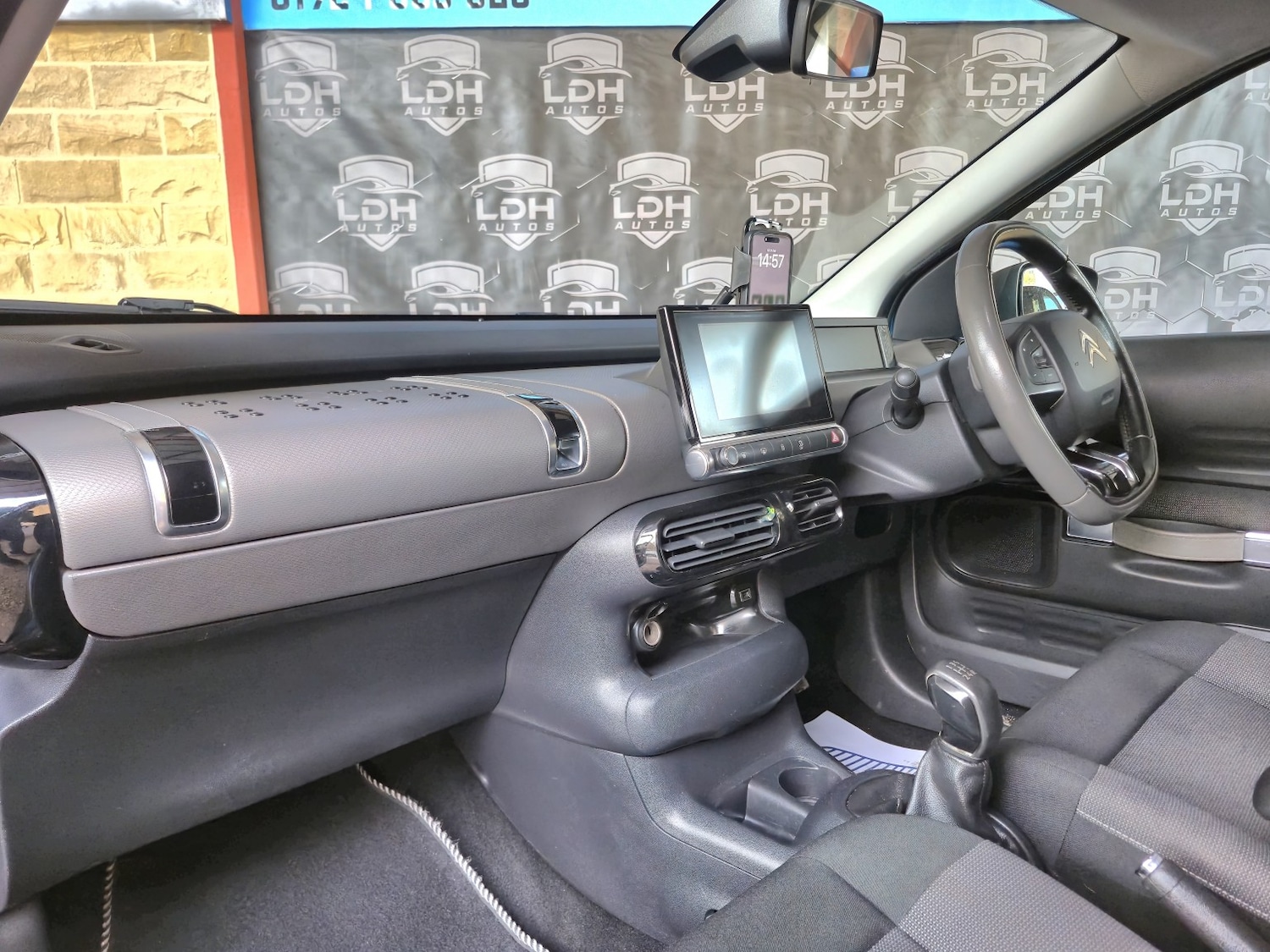 Used Citroen C4 Cactus 2017 for sale - 76455509: Photo 8