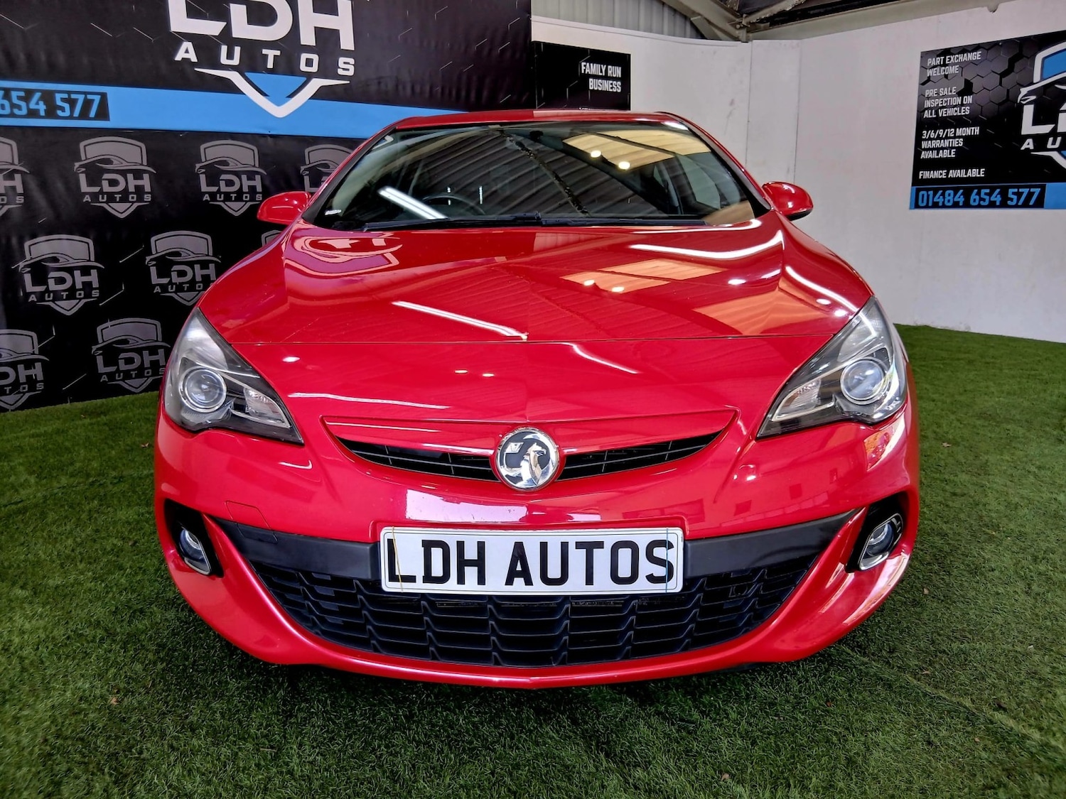 Used Vauxhall Astra GTC 2015 for sale - 78176146: Photo 2