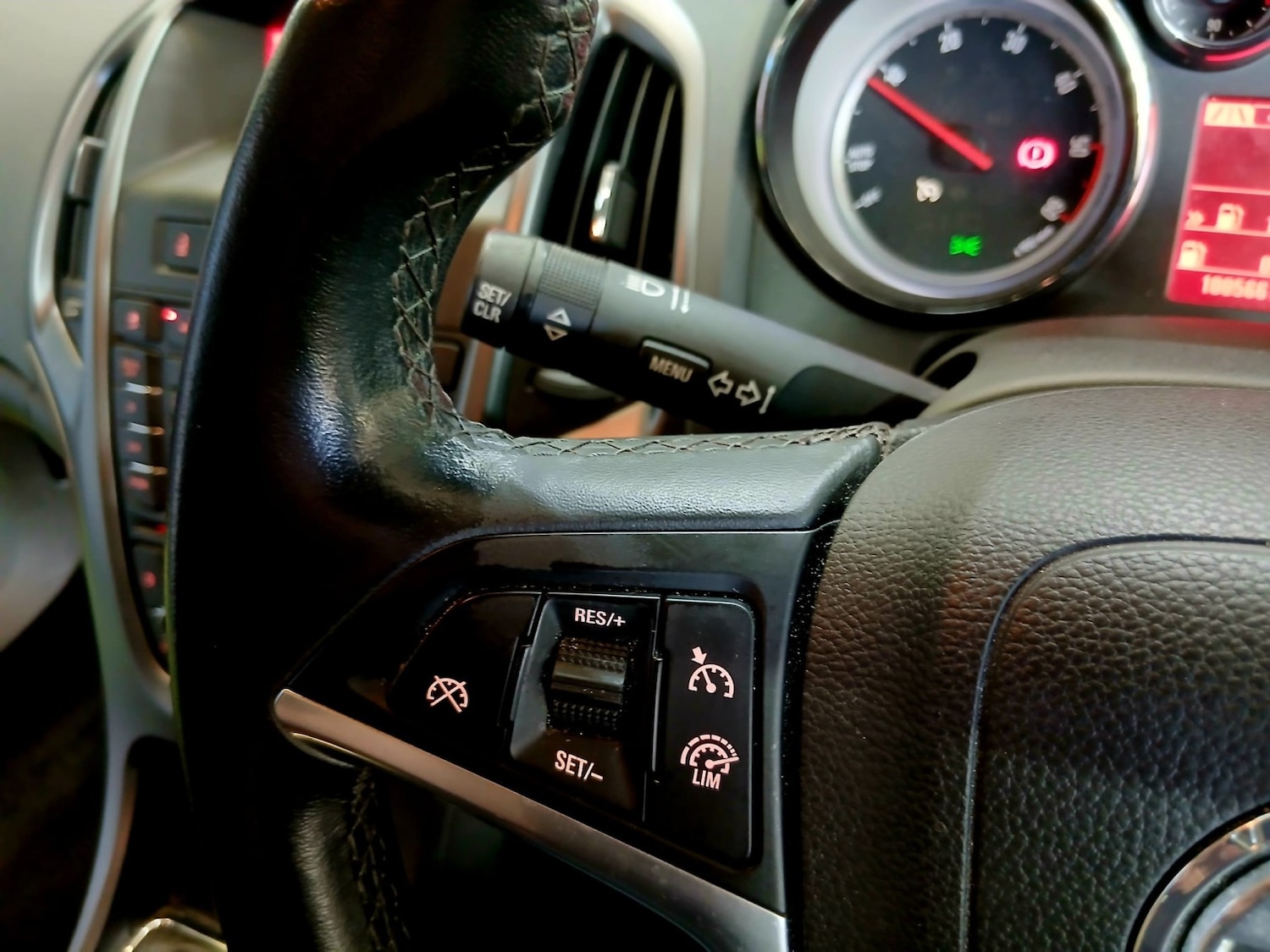 Used Vauxhall Astra GTC 2015 for sale - 78176146: Photo 21